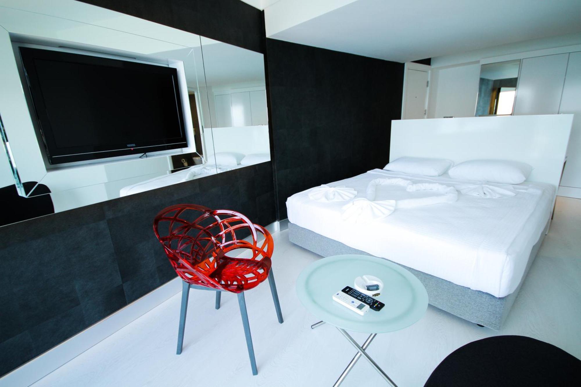 Efe Hotel Κουσάντασι Εξωτερικό φωτογραφία