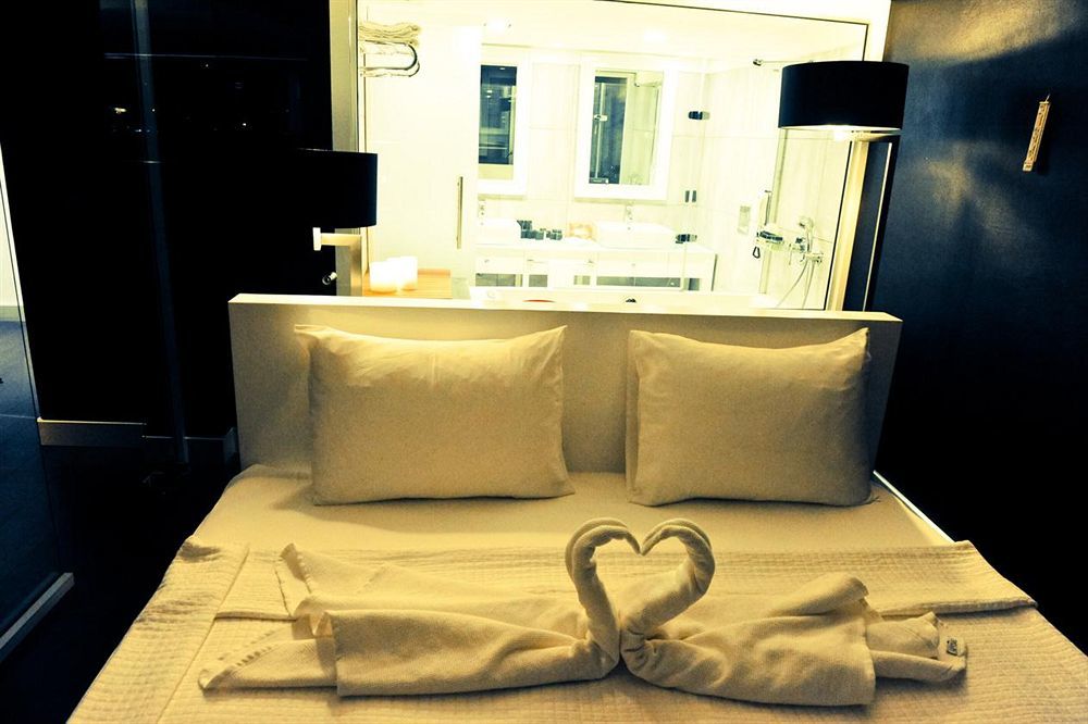 Efe Hotel Κουσάντασι Εξωτερικό φωτογραφία