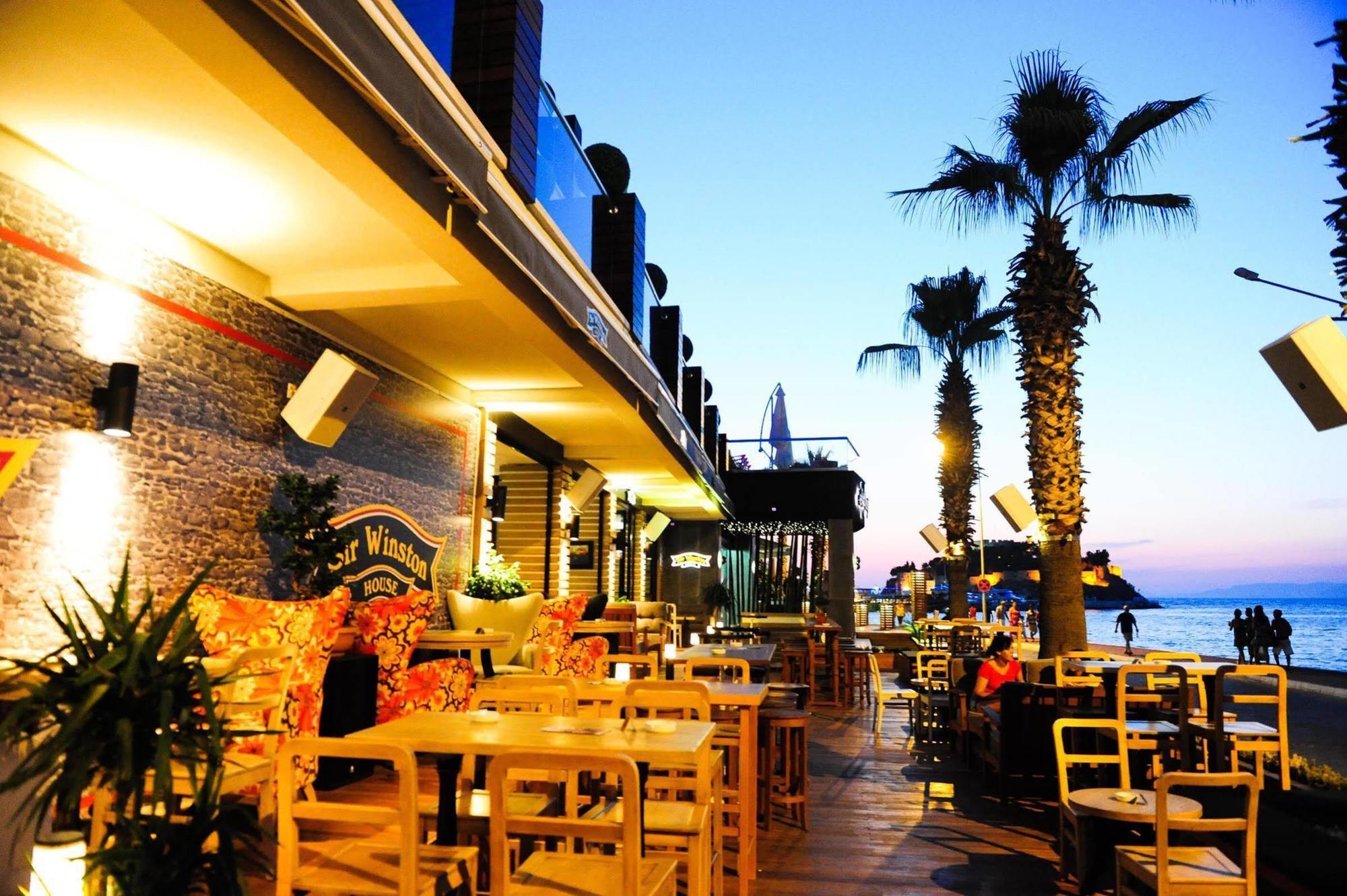 Efe Hotel Κουσάντασι Εξωτερικό φωτογραφία