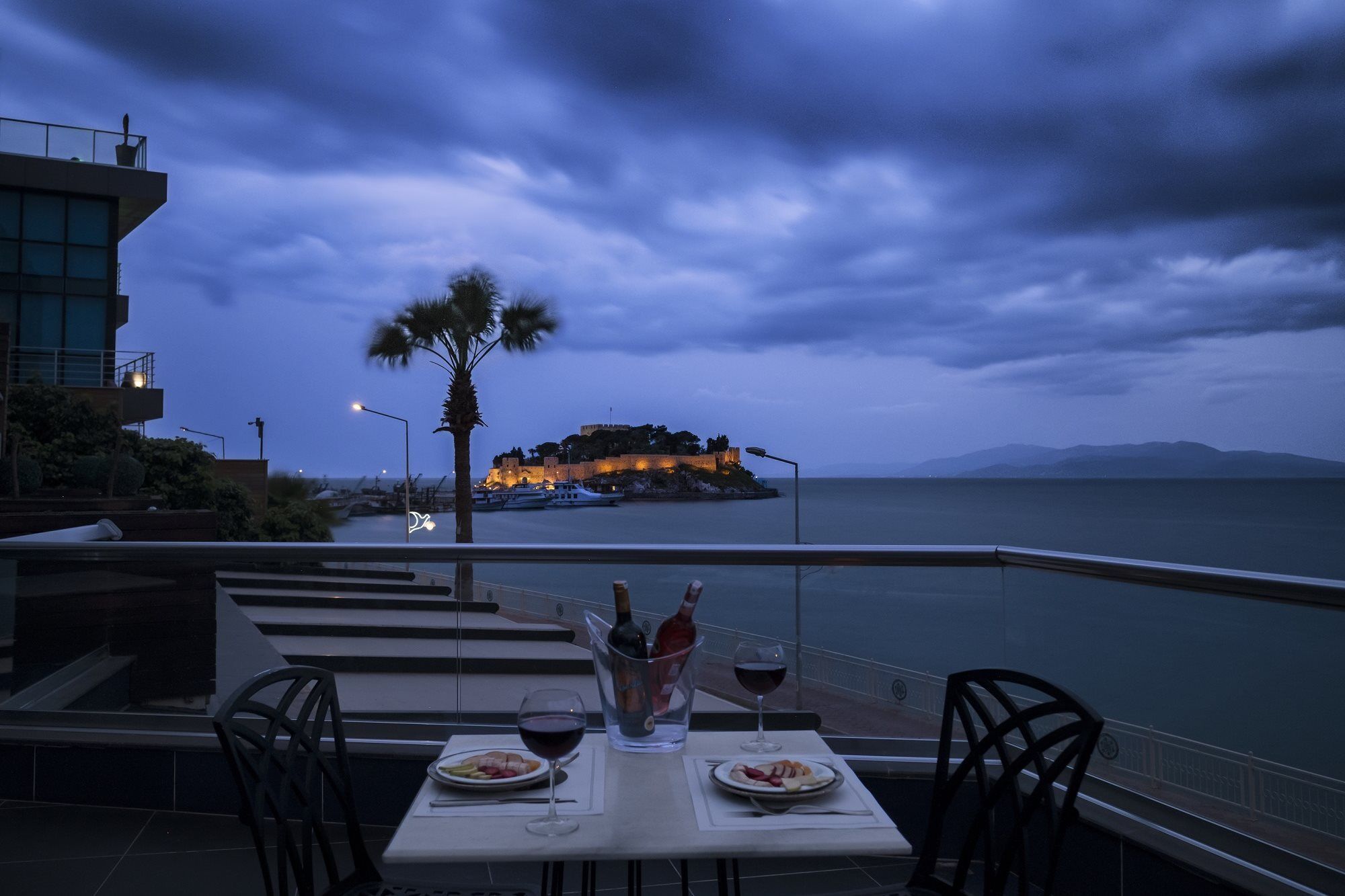 Efe Hotel Κουσάντασι Εξωτερικό φωτογραφία
