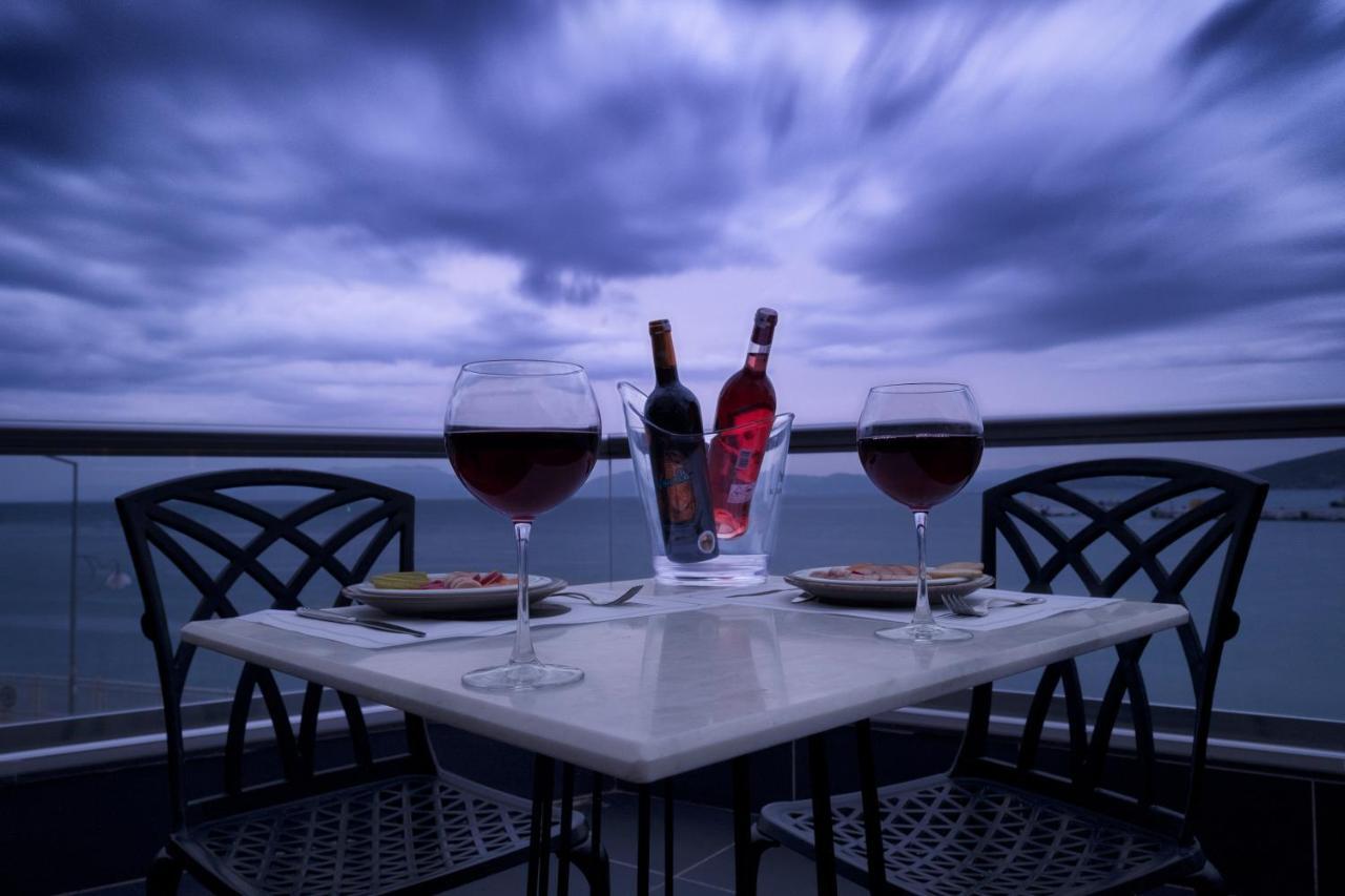 Efe Hotel Κουσάντασι Εξωτερικό φωτογραφία